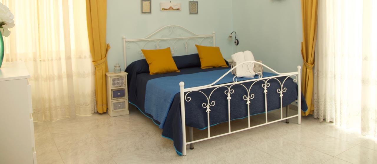La Terrazza Di Dante Bed & Breakfast Napoli Ngoại thất bức ảnh