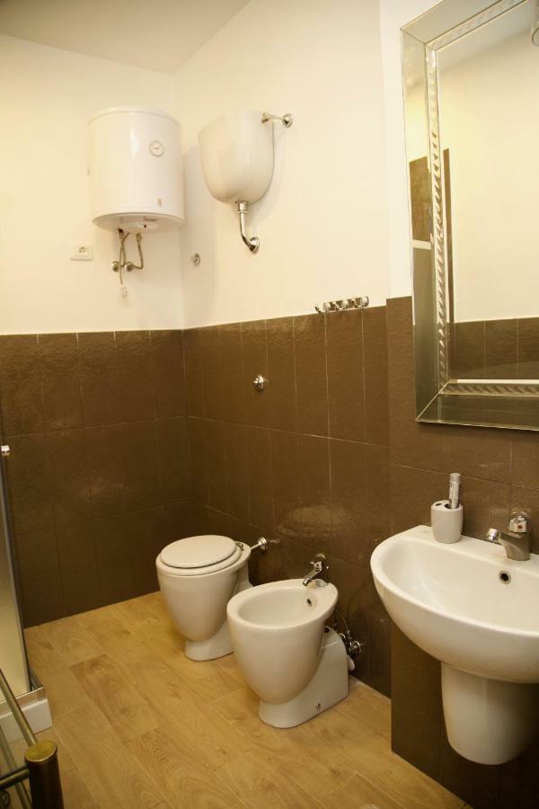 La Terrazza Di Dante Bed & Breakfast Napoli Ngoại thất bức ảnh
